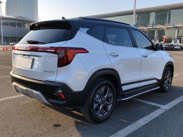 Kia Seltos - фото 4