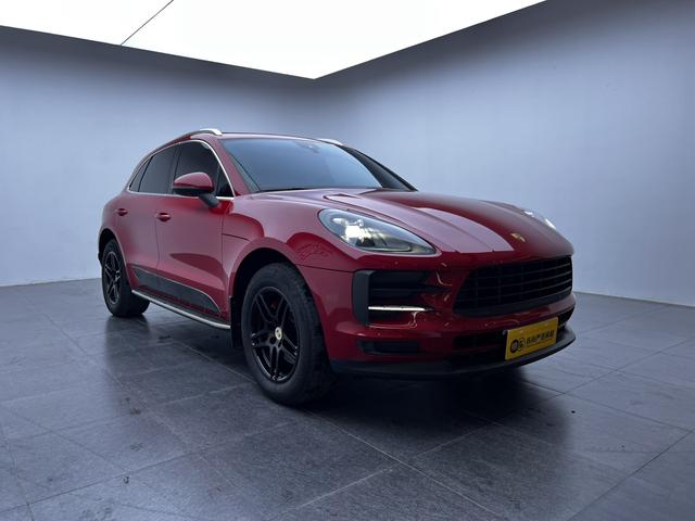 Porsche Macan - фото 1