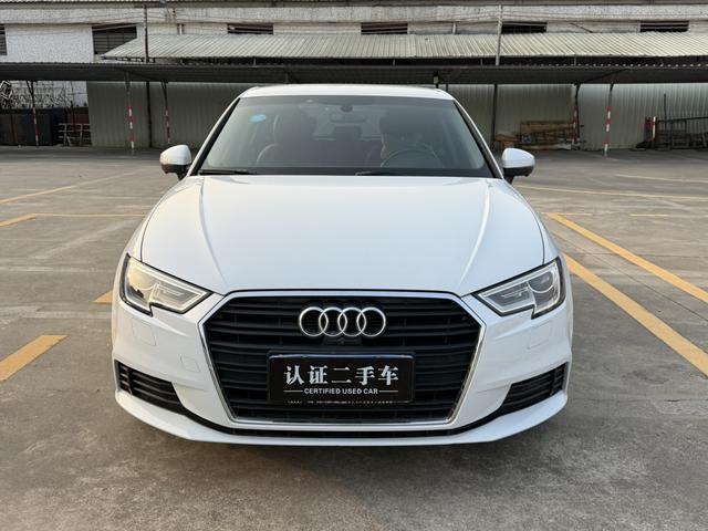 Audi A3 - фото 1