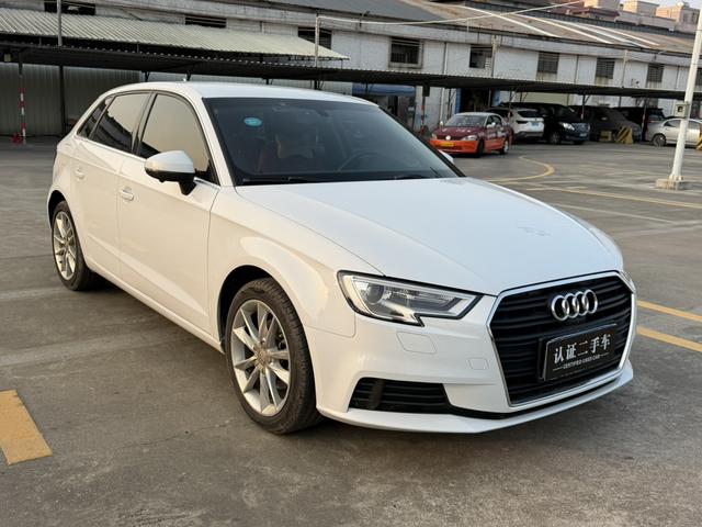 Audi A3 - фото 4