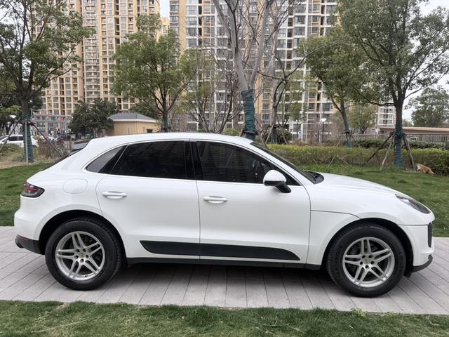 Porsche Macan - фото 2