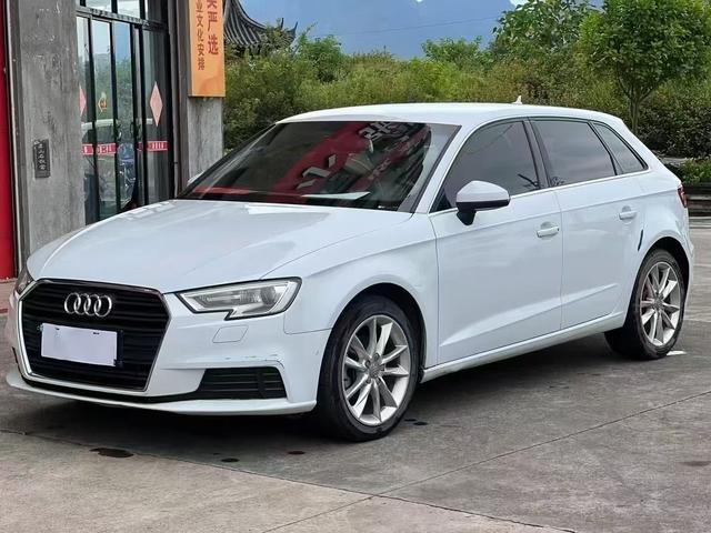Audi A3 - фото 0