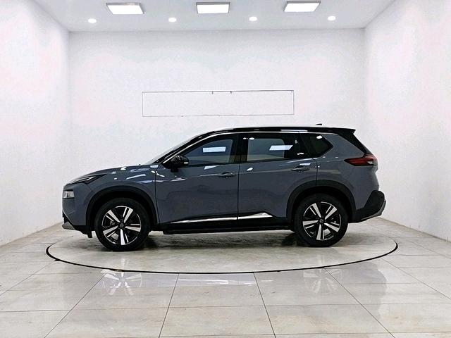 Nissan X-Trail - фото 3