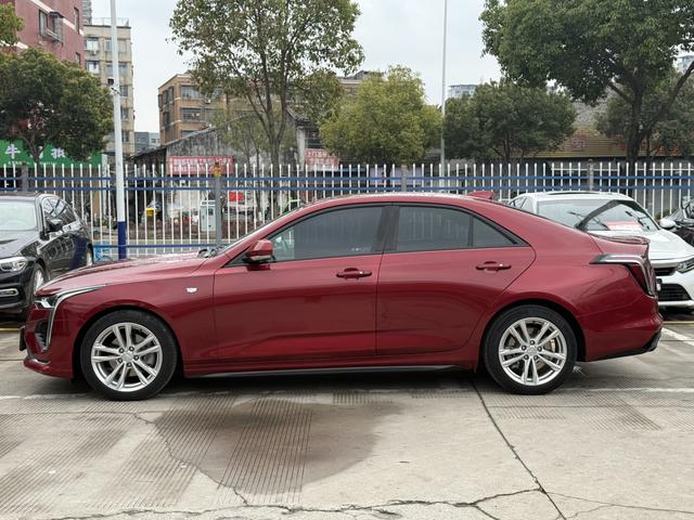 Cadillac CT4 - фото 3