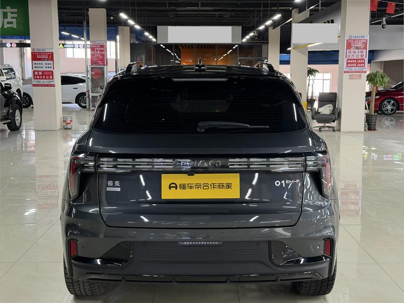 Lynk & Co 01 - фото 4