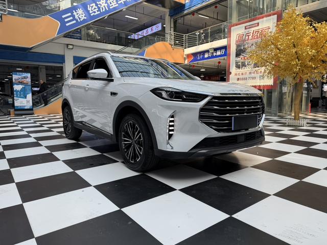 Jetour X70 PLUS - фото 2