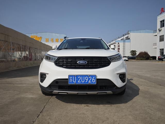 Ford Territory - фото 1