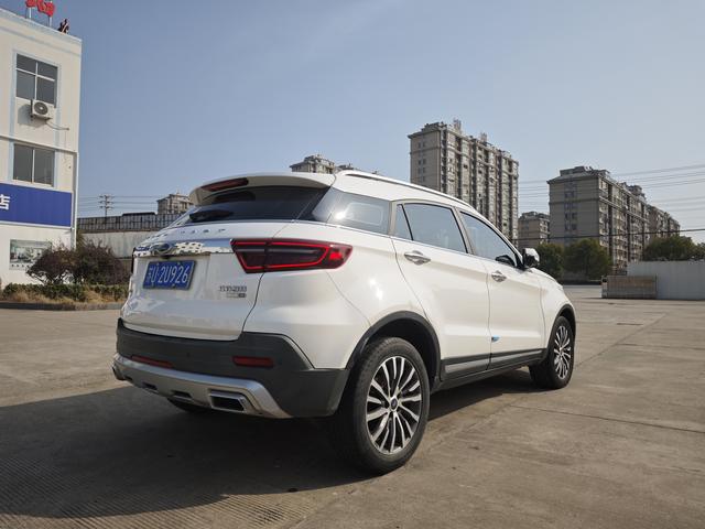 Ford Territory - фото 4