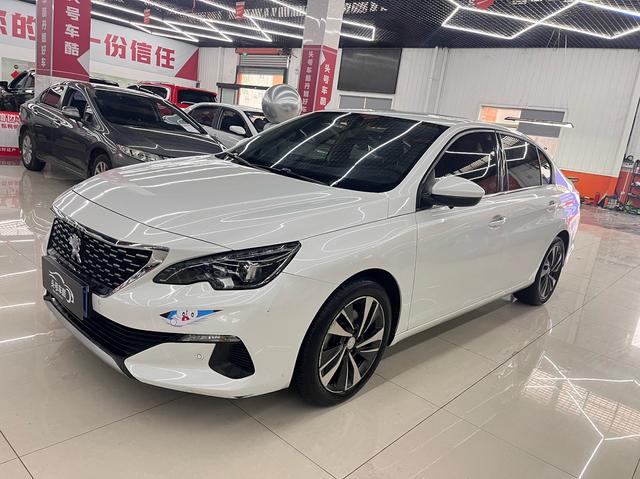 Peugeot 408 - фото 0