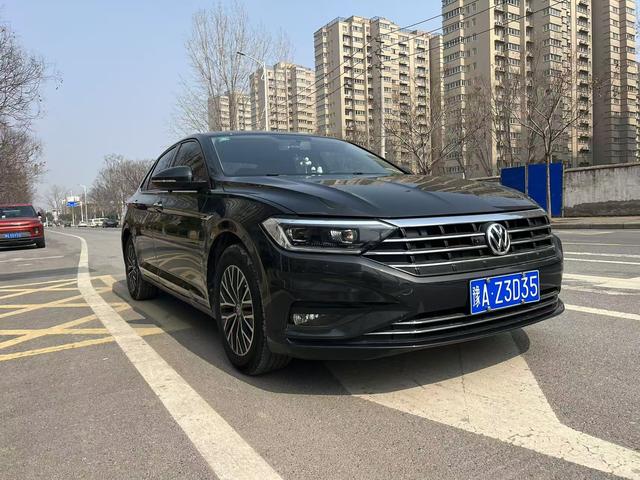 Volkswagen Sagitar - фото 2