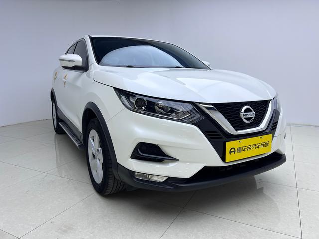 Nissan Qashqai - фото 2
