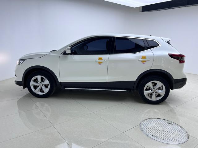 Nissan Qashqai - фото 3