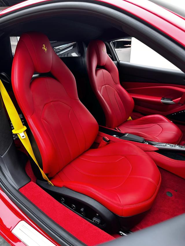 Ferrari F8 - фото 2