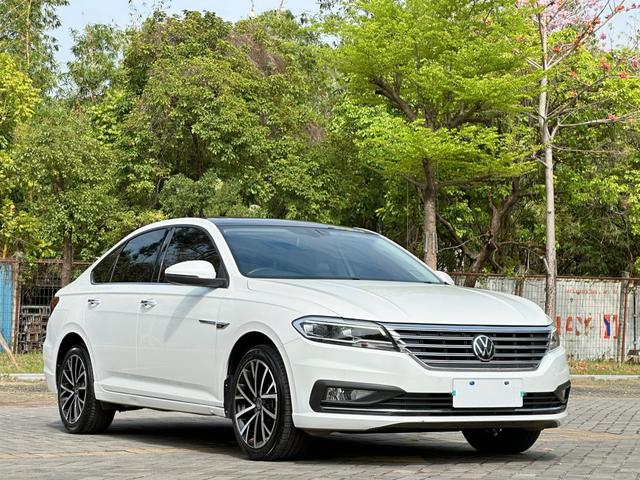 Volkswagen Lavida - фото 2