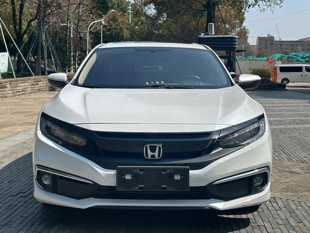 Honda Civic - фото 1