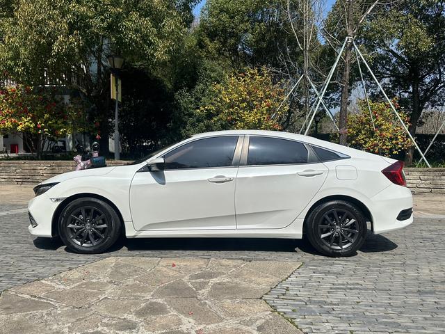 Honda Civic - фото 2