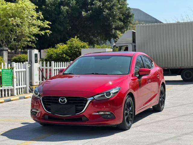 Mazda 3 Axela - фото 0