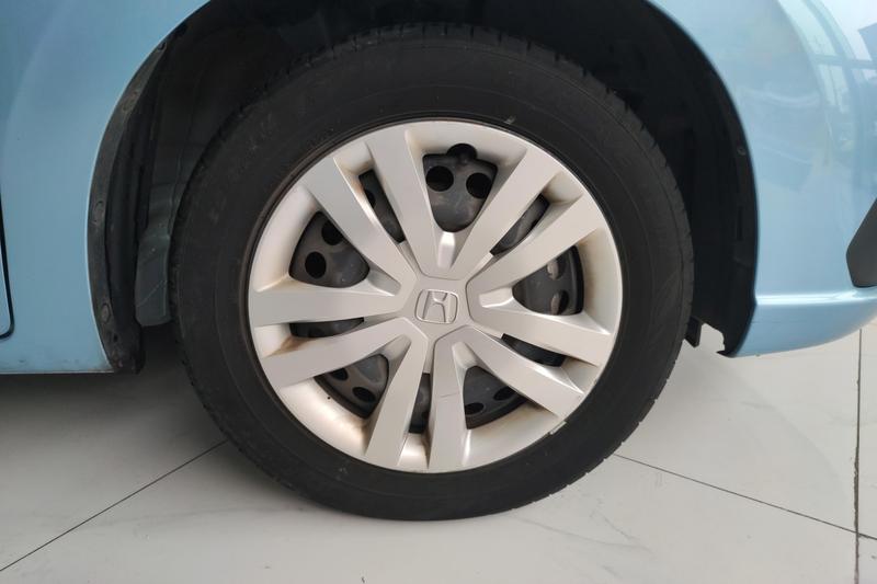 Honda Fit - фото 3