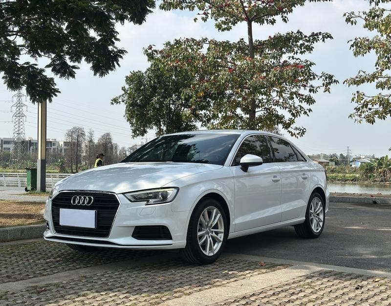 Audi A3 - фото 0