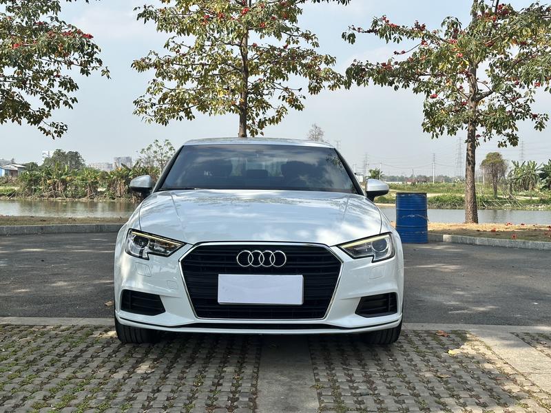 Audi A3 - фото 1