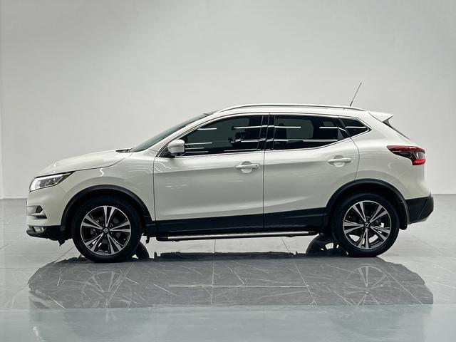 Nissan Qashqai - фото 3
