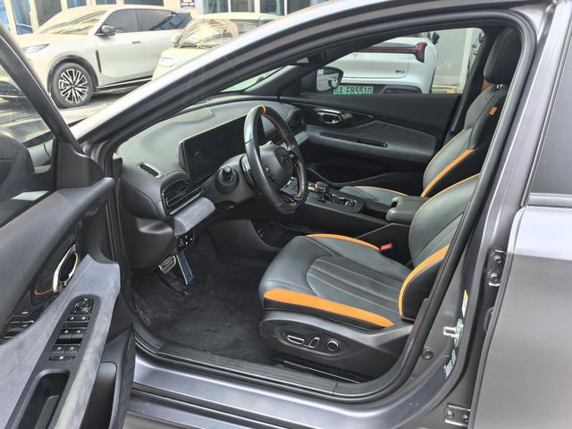 GAC Trumpchi Empow - фото 4