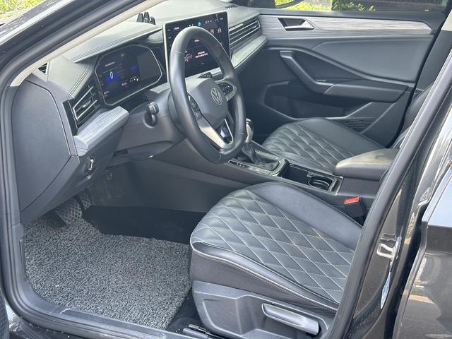 Volkswagen Sagitar - фото 3