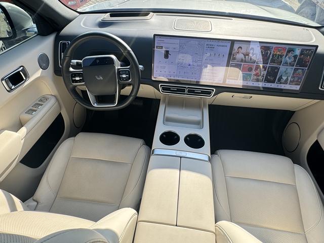 Li Auto L7 - фото 4