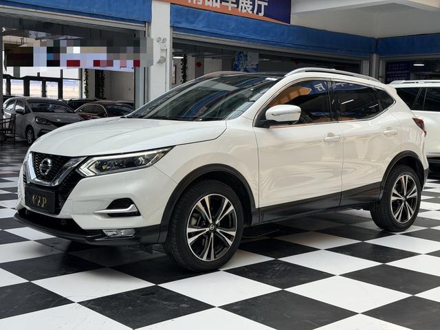 Nissan Qashqai - фото 0
