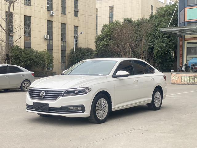 Volkswagen Lavida - фото 0