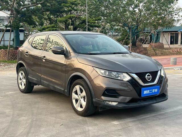 Nissan Qashqai - фото 2