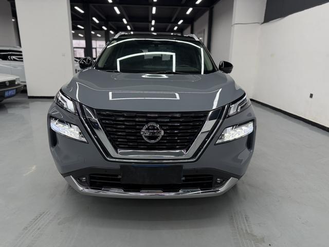 Nissan X-Trail - фото 1