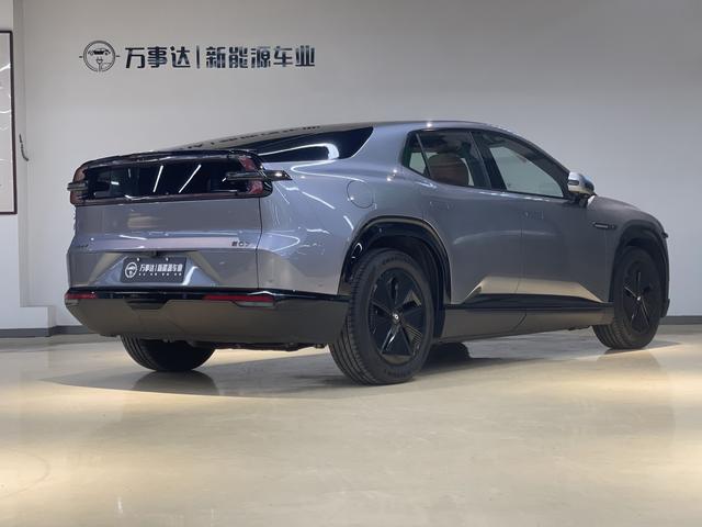 Changan Qiyuan E07 - фото 4