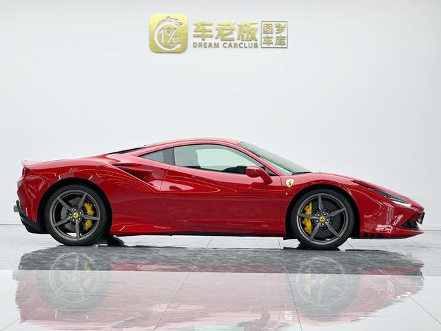 Ferrari F8 - фото 4