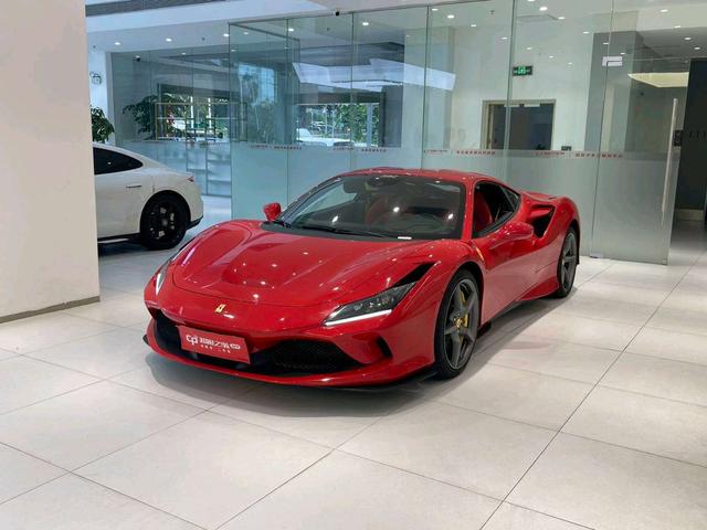 Ferrari F8 - фото 0