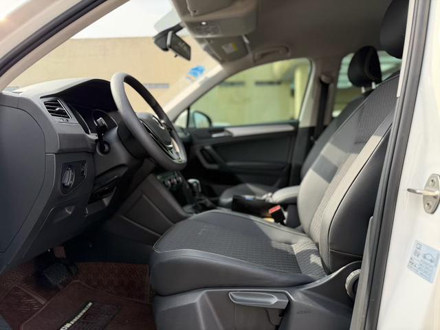 Volkswagen Tiguan L - фото 3