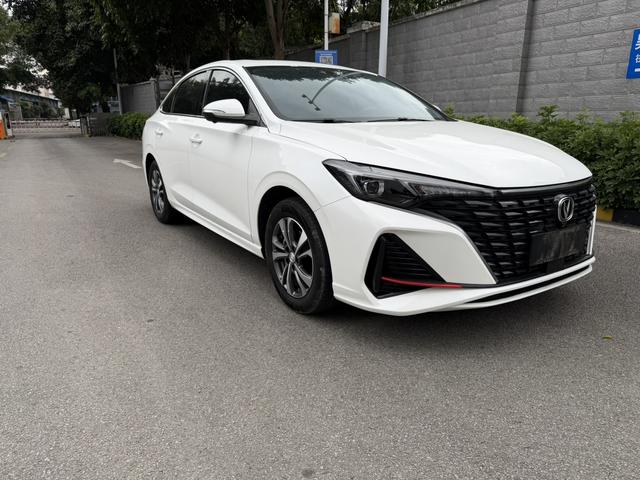 Changan Eado - фото 2