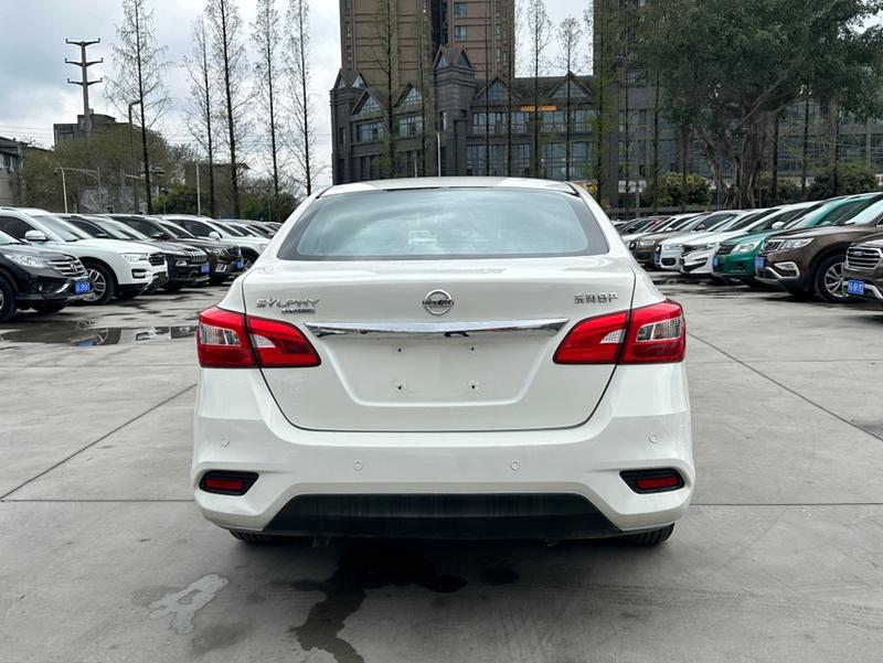 Nissan Sylphy - фото 4