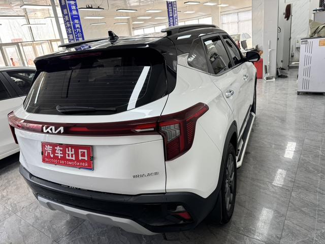 Kia Seltos - фото 3