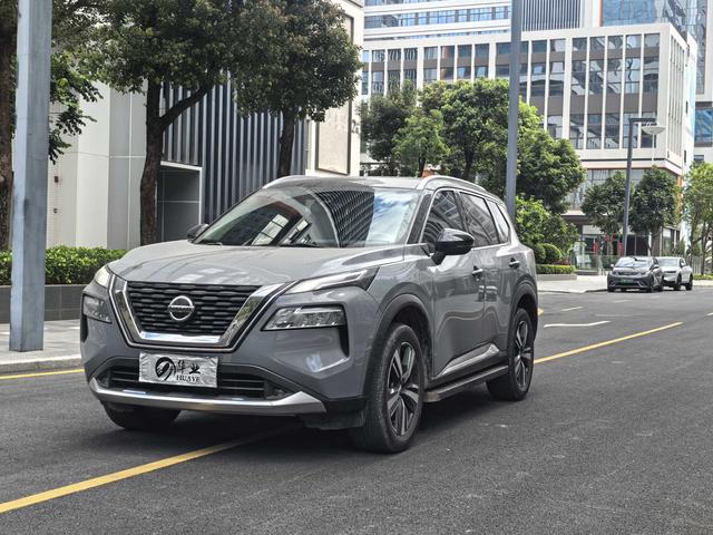 Nissan X-Trail - фото 0