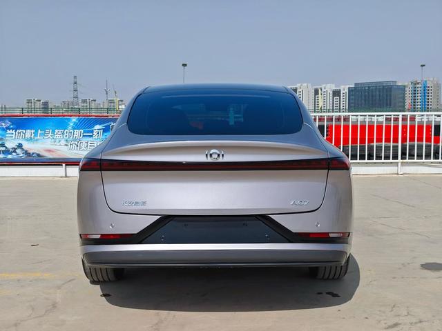 Changan Qiyuan A07 - фото 4
