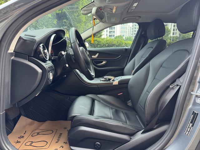 Mercedes-Benz C-Class - фото 3