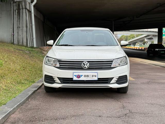 Volkswagen Lavida - фото 1