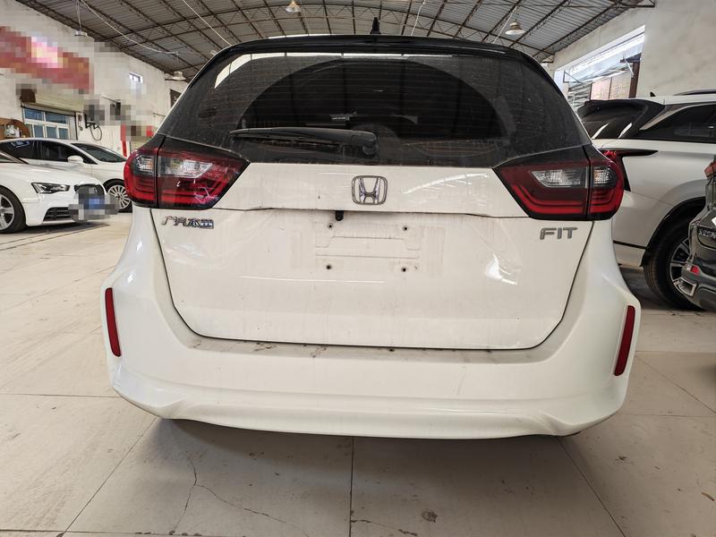 Honda Fit - фото 3