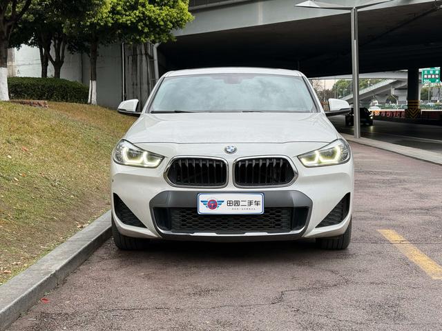 BMW X2 - фото 1