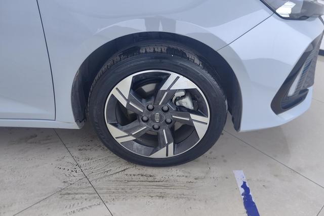 Geely Emgrand L Hi-P - фото 4