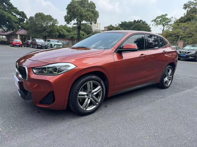 BMW X2 - фото 0