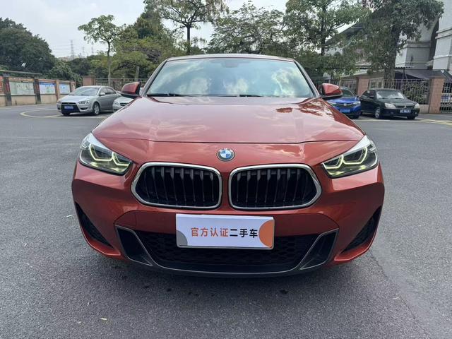 BMW X2 - фото 1