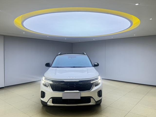 Kia Seltos - фото 1