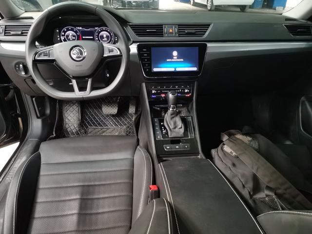 Skoda Superb - фото 3
